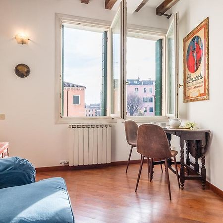 7 Windows On Venice Luaran gambar